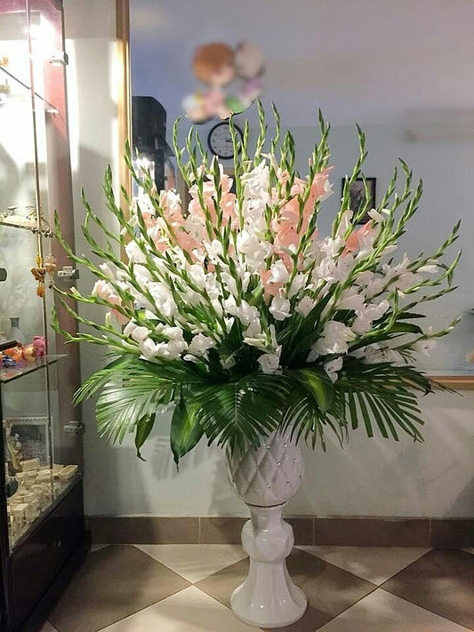 Arreglo floral para lobby empresarial