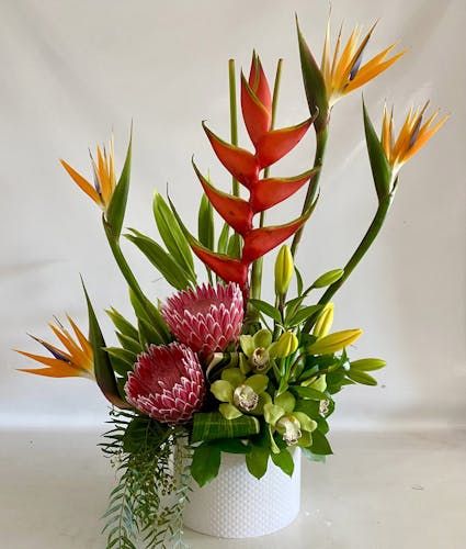 Ramo de flores tropicales