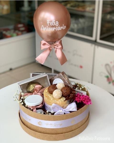 Desayuno para mamá con flores