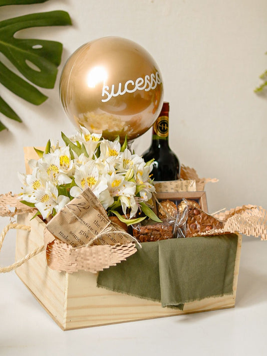 Desayuno de cumpleaños con flores