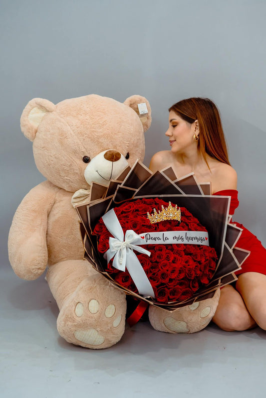 Ramo de rosas con peluche